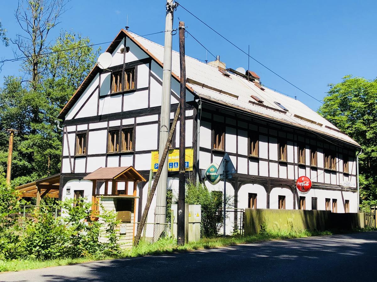 Pension Pod Kastany Srbska Kamenice Exterior photo