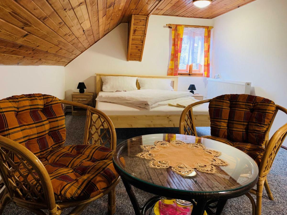 Pension Pod Kastany Srbska Kamenice Exterior photo